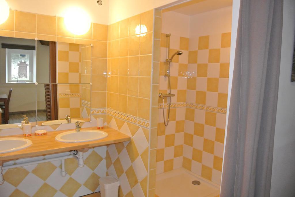 La Fresnee Chambres D'Hotes Mosles Екстер'єр фото